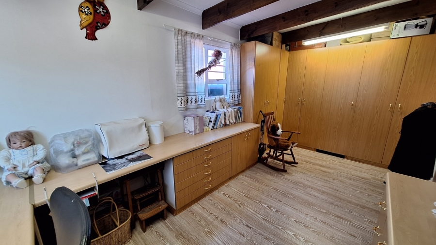 5 Bedroom Property for Sale in Port Owen Western Cape